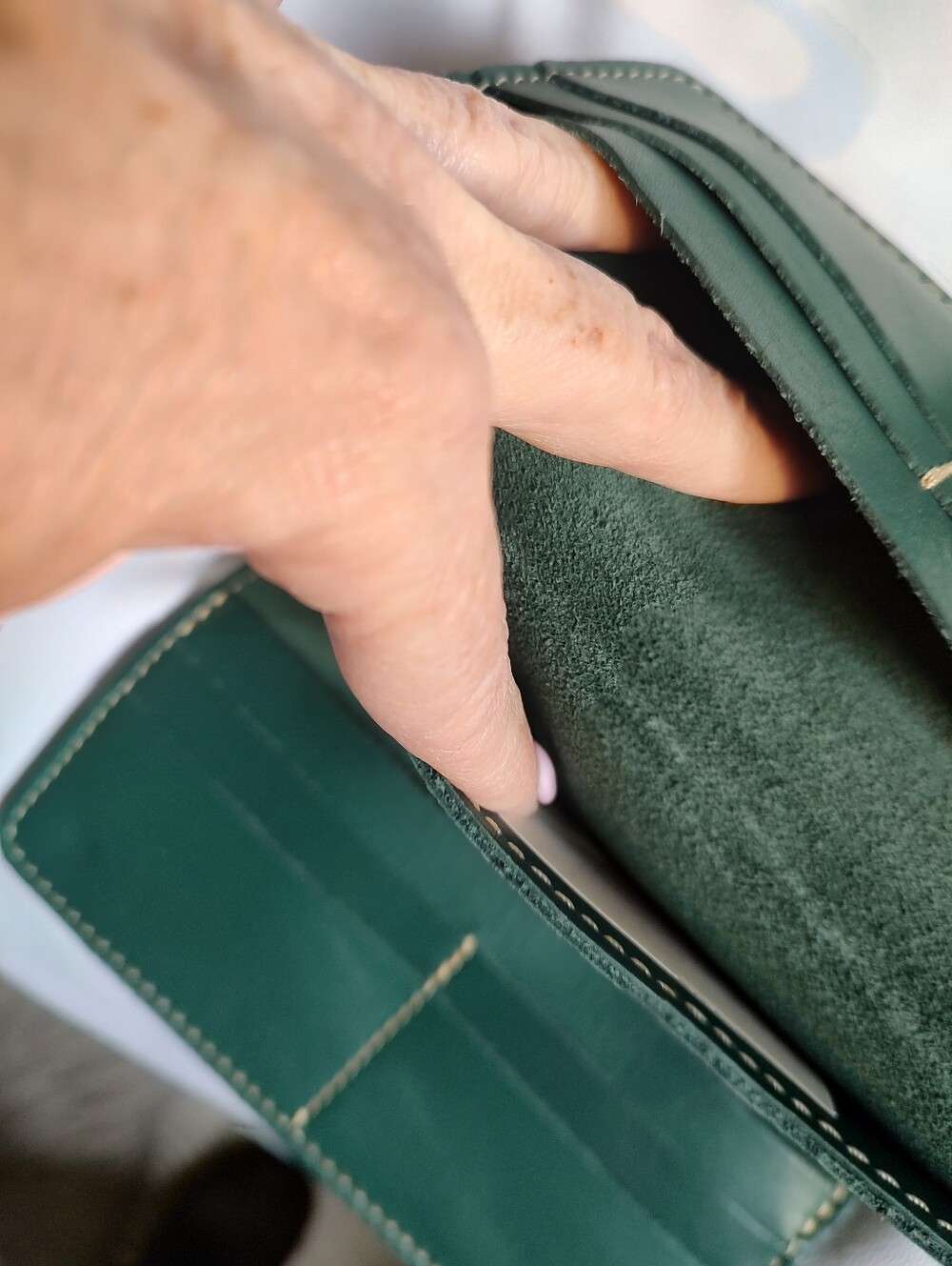 BNNU Portland Leather Goods Tri-fold Wallet - Picture 8 of 9